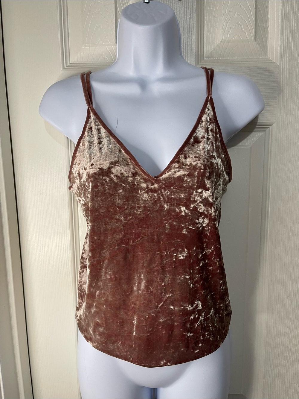 American Eagle Brownish Burgundy Velvet Double Strap Party Tank Top size Medium